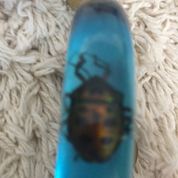 Acrylic/ lucite bug bracelet in blue - Picture 3 of 5